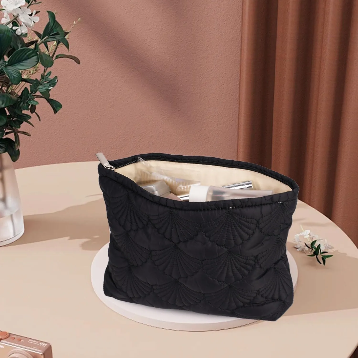 Black Quilted Makeup Bag, Cute Make Up Bag Organizer whith Shell Pattern, Cotton Cosmetic Bag for Women & Girls, Canvas Lined Pouch, Coquette Organizer purse(Black Shell Medium)