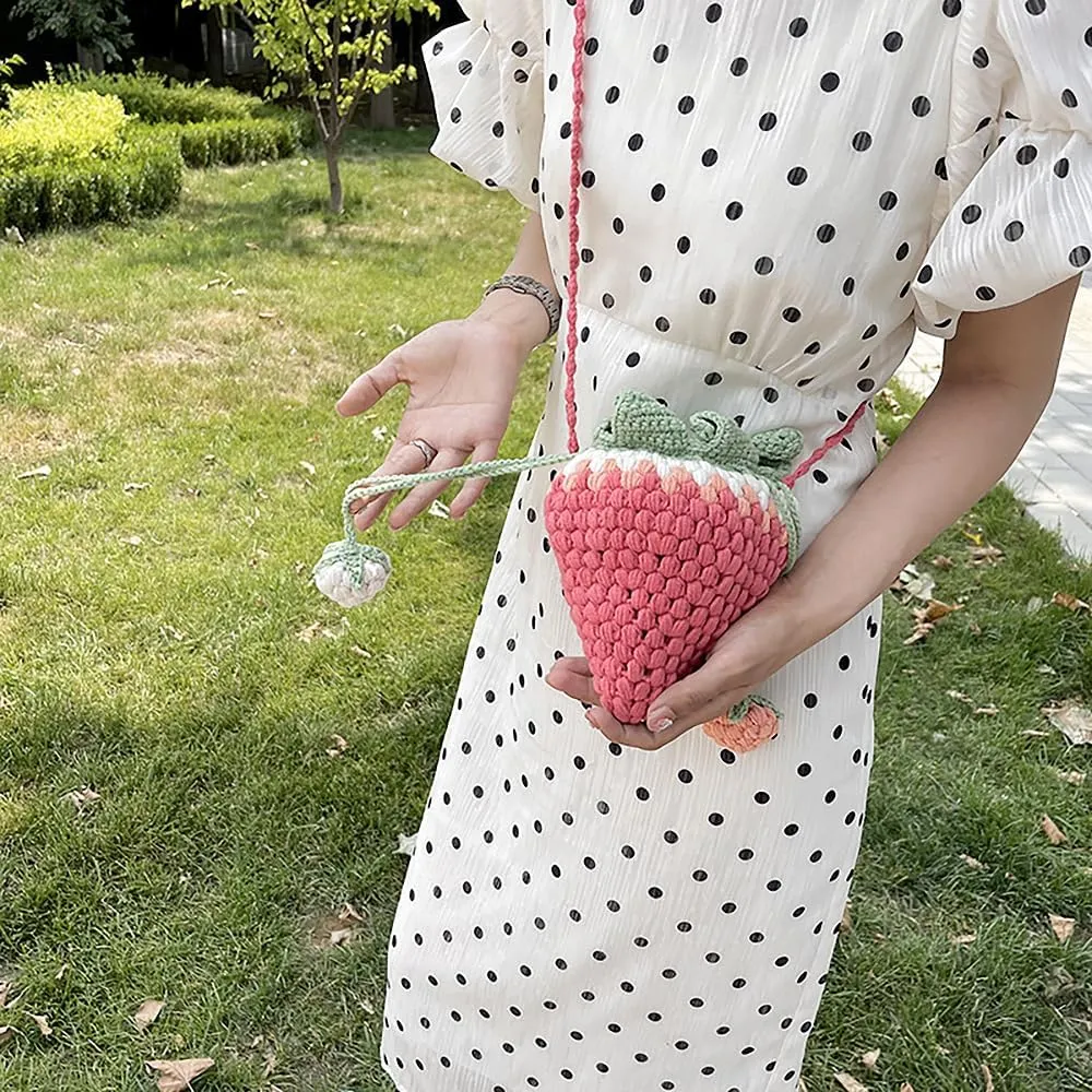 Handmade Knitted Purse Wool Woven Purse Strawberry Shaped Shoulder Bag for Women Crossbody Bag with Drawstring