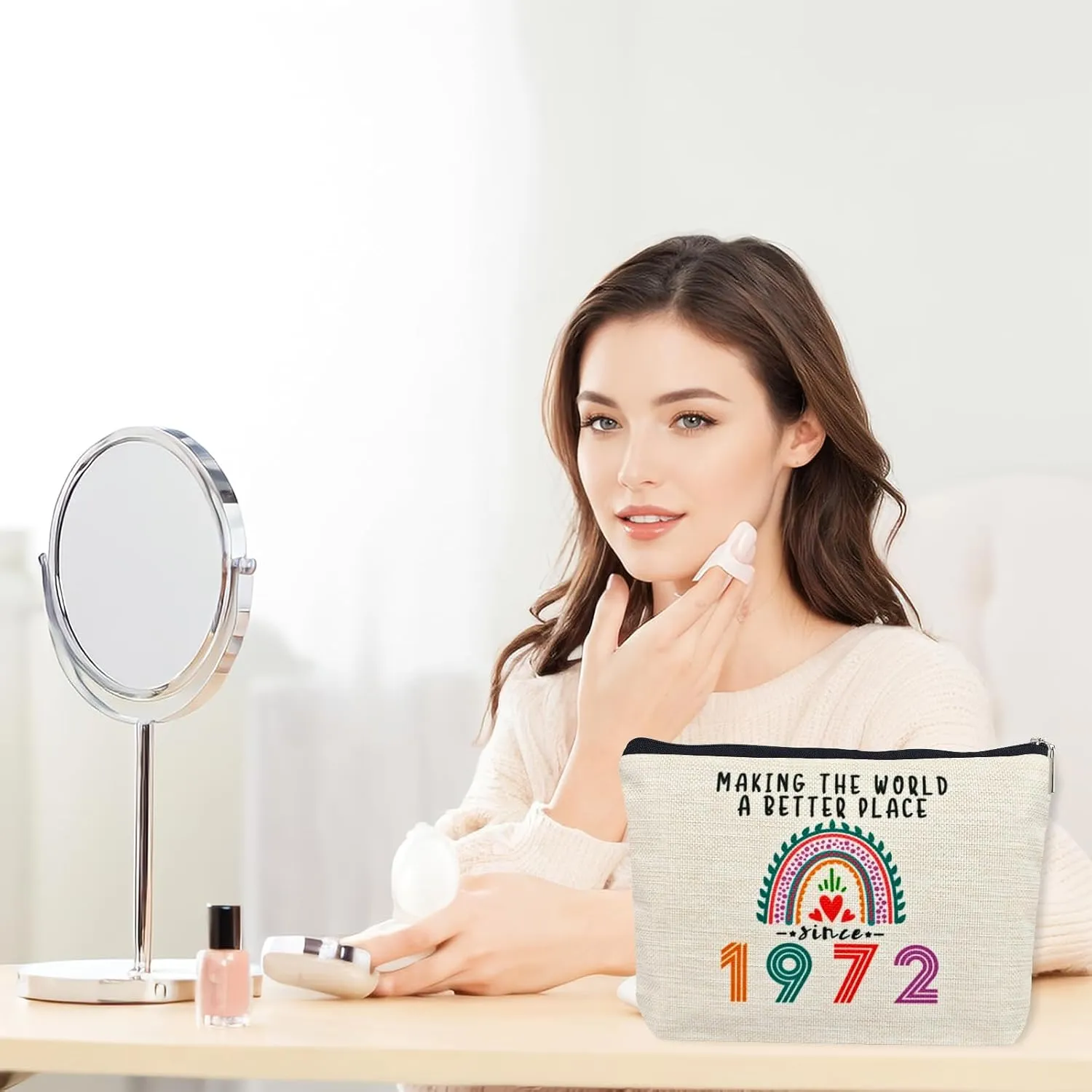 Happy 53rd Birthday Gifts for Her Women Makeup Bag, Best 1972 Anniversary 53rd Birthday Decorations, 53 Year old and Fabulous Gifts Ideas for Wife, Mom, Mothers Day, Christmas Cosmetic Travel Pouch