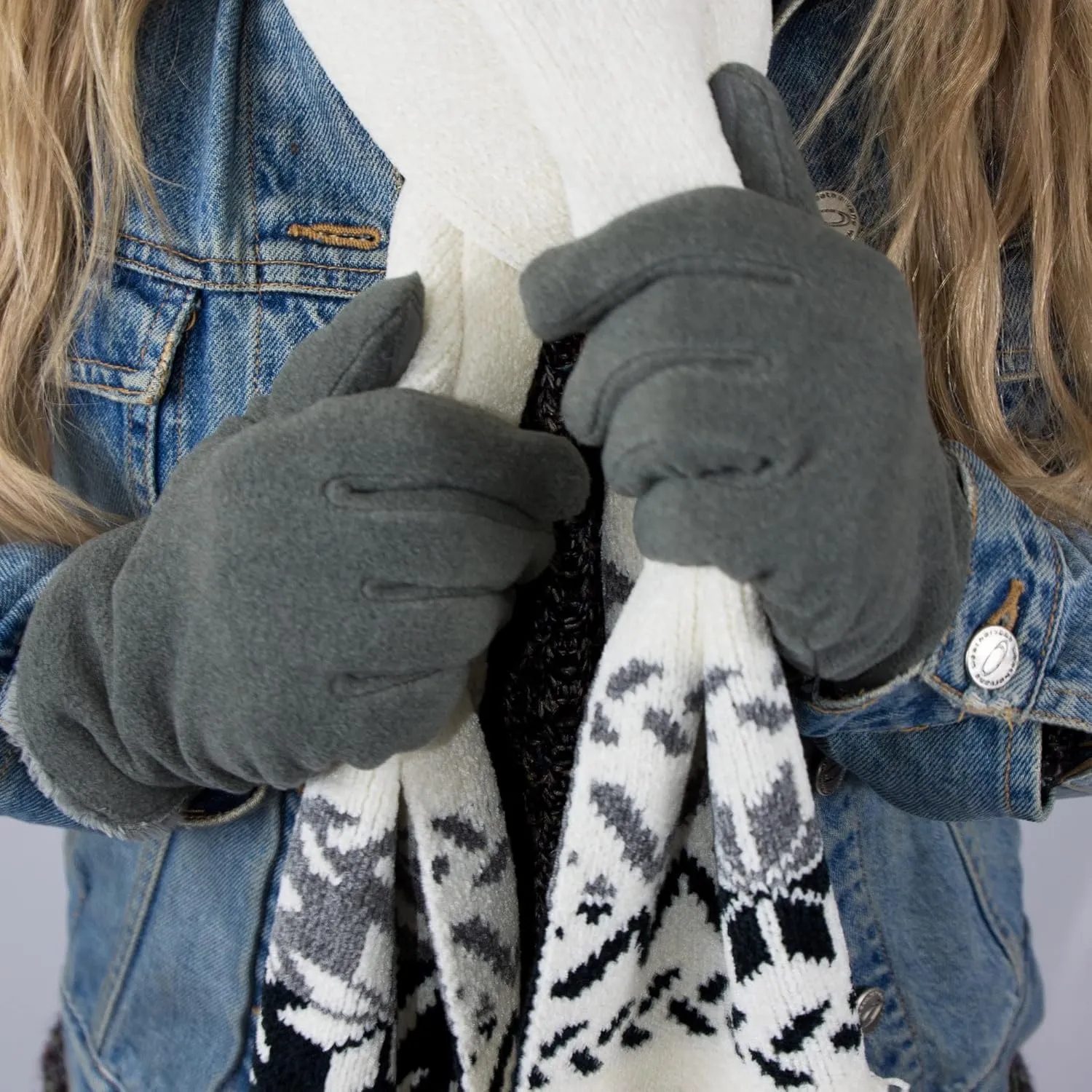 isotoner womens Stretch Fleece Gloves With Microluxe Lining and Smart Touch Technology