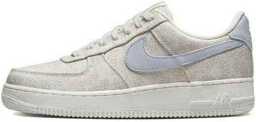Nike Women's Air Force 1 SE Shoe, Multi-color/Football Grey-sail, 9.5