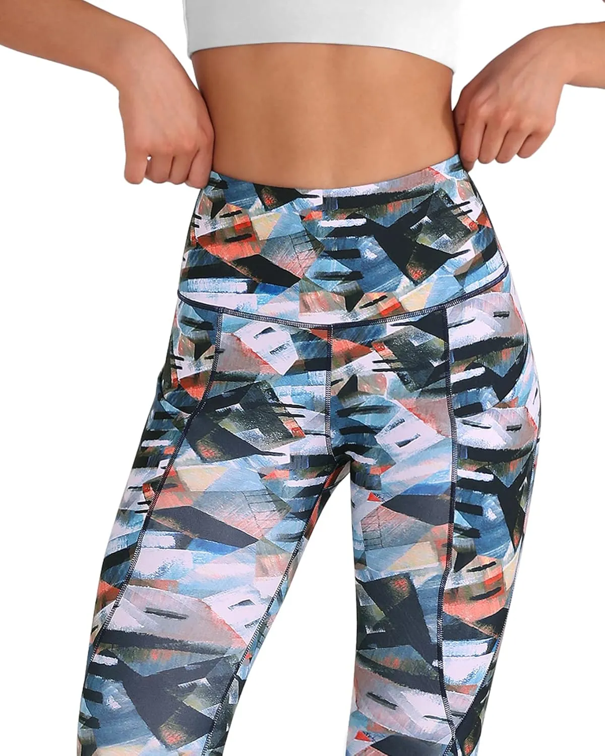 ODODOS Women's High Waisted Yoga Capris with Pockets, Tummy Control Non See Through Workout Athletic Running Capri Leggings