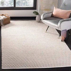 SAFAVIEH Area Rug 8x10 - Montauk Collection - Large - Beige & Ivory, Handmade Cotton, Ideal for Living Room, Bedroom, Office, Dining Space (MTK608R)