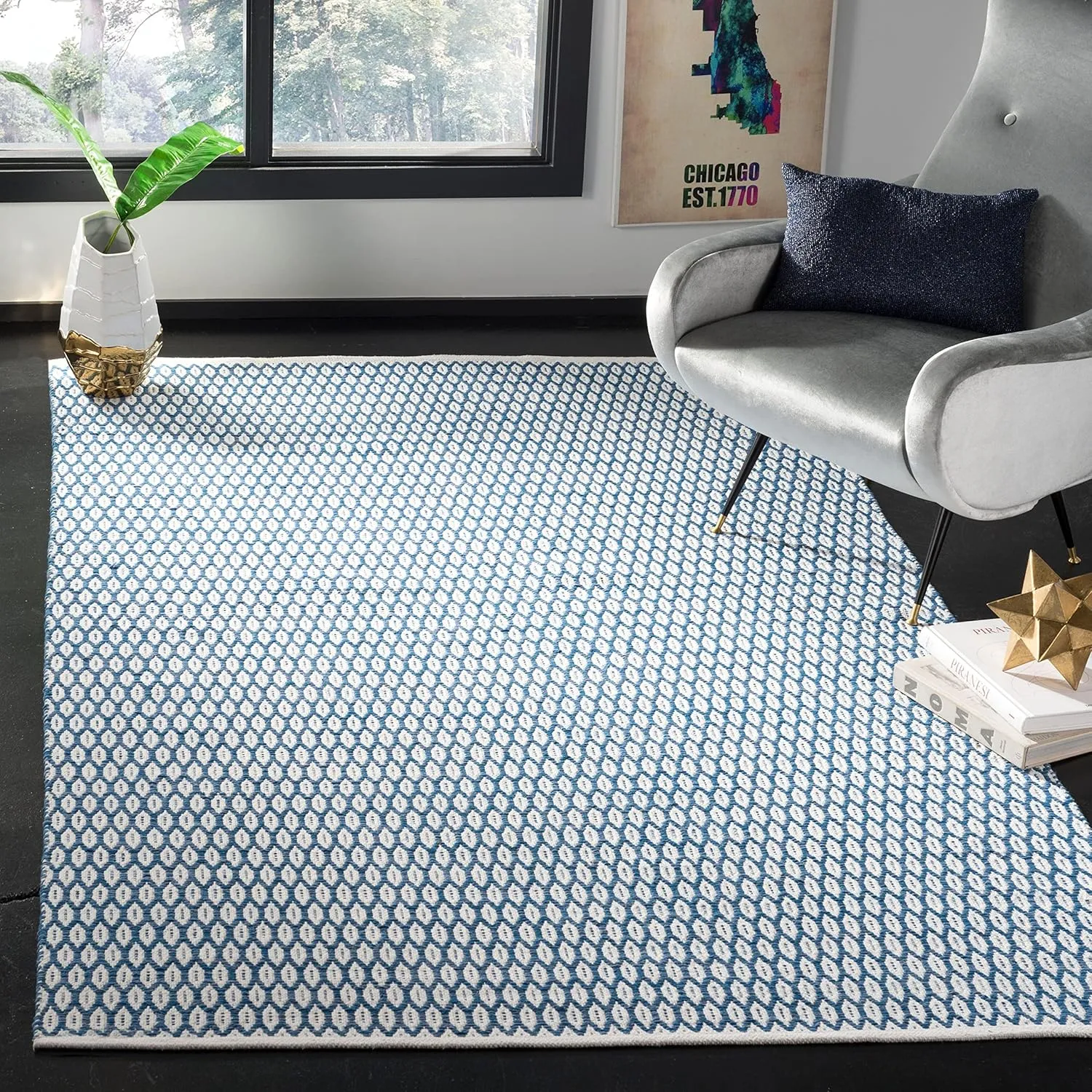 SAFAVIEH Area Rug 8x10 - Montauk Collection - Large - Black & Ivory, Handmade Cotton, Ideal for Living Room, Bedroom, Office, Dining Space (MTK608A)