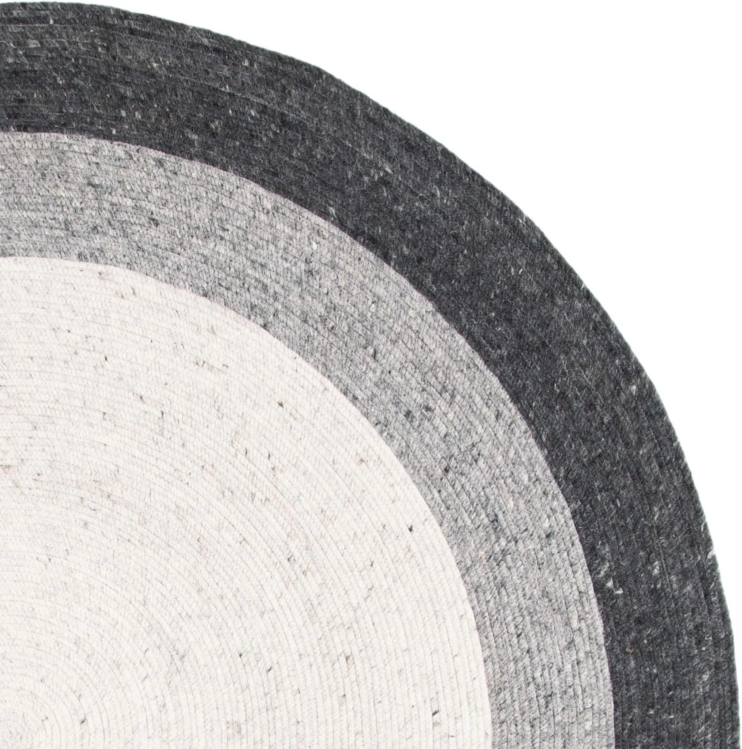 SAFAVIEH Braided Collection 4' Round Grey/Ivory BRD903A Handmade Country Cottage Reversible Wool Entryway Foyer Living Room Bedroom Kitchen Area Rug