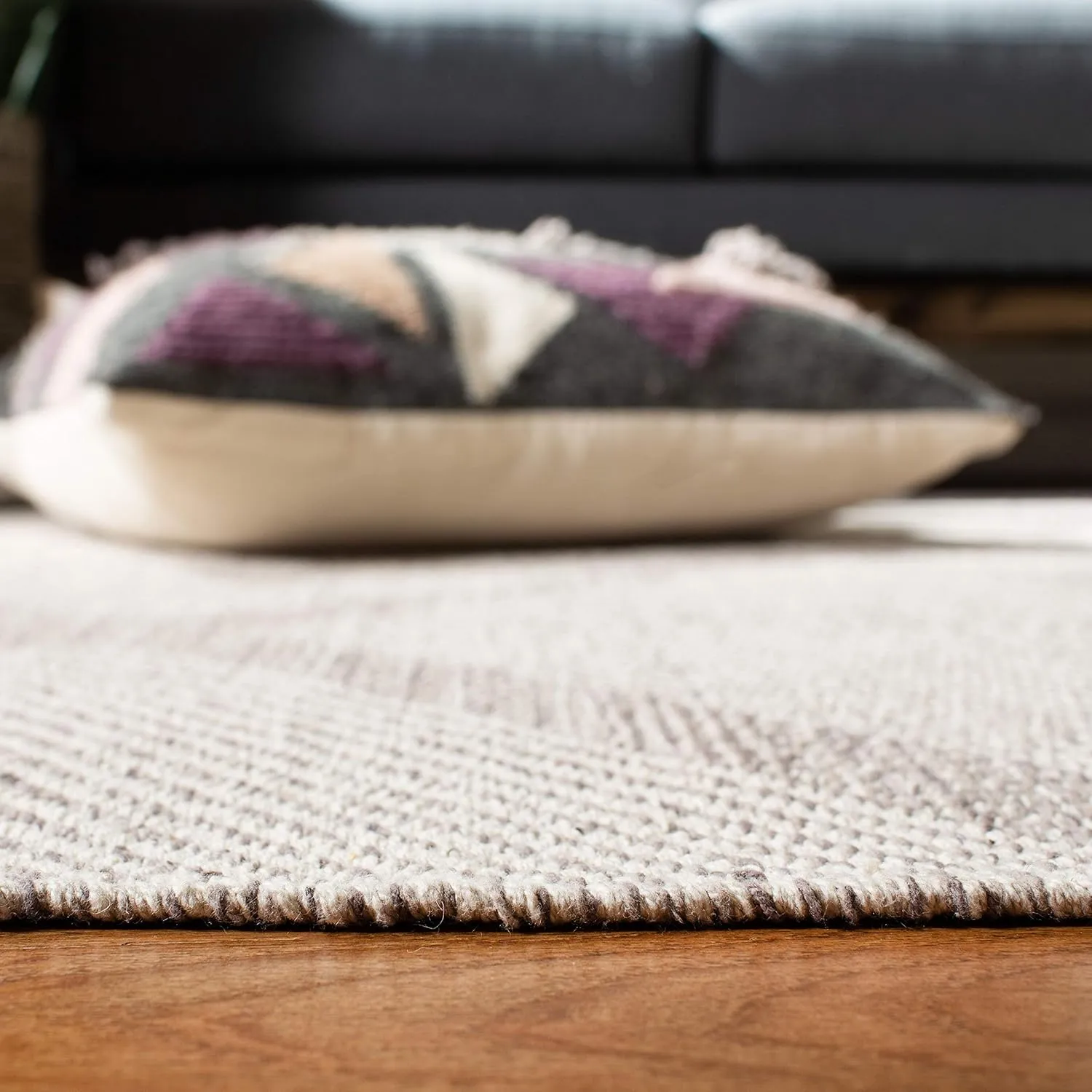 SAFAVIEH Montauk Collection Area Rug - 9' x 12', Grey, Handmade Cotton, Ideal for High Traffic Areas in Living Room, Bedroom (MTK821A)