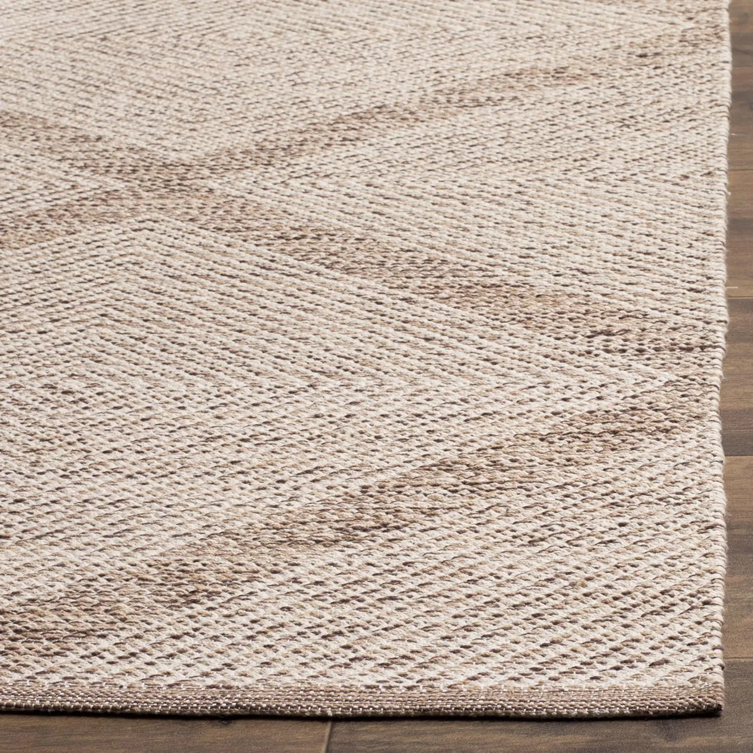 SAFAVIEH Montauk Collection Runner Rug - 2'3" x 13', Beige, Handmade Cotton, Ideal for High Traffic Areas in Living Room, Bedroom (MTK821E)