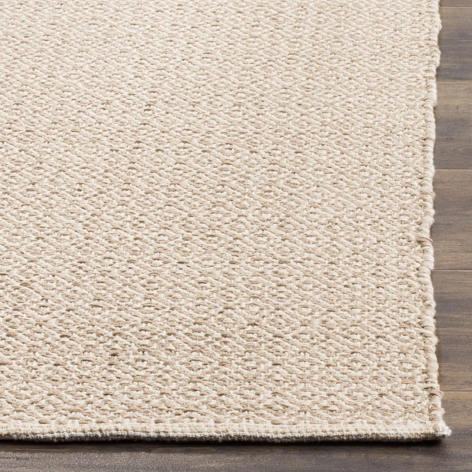 SAFAVIEH Montauk Collection Runner Rug - 2'3" x 7', Ivory & Beige, Handmade Cotton, Ideal for High Traffic Areas in Living Room, Bedroom (MTK717G)