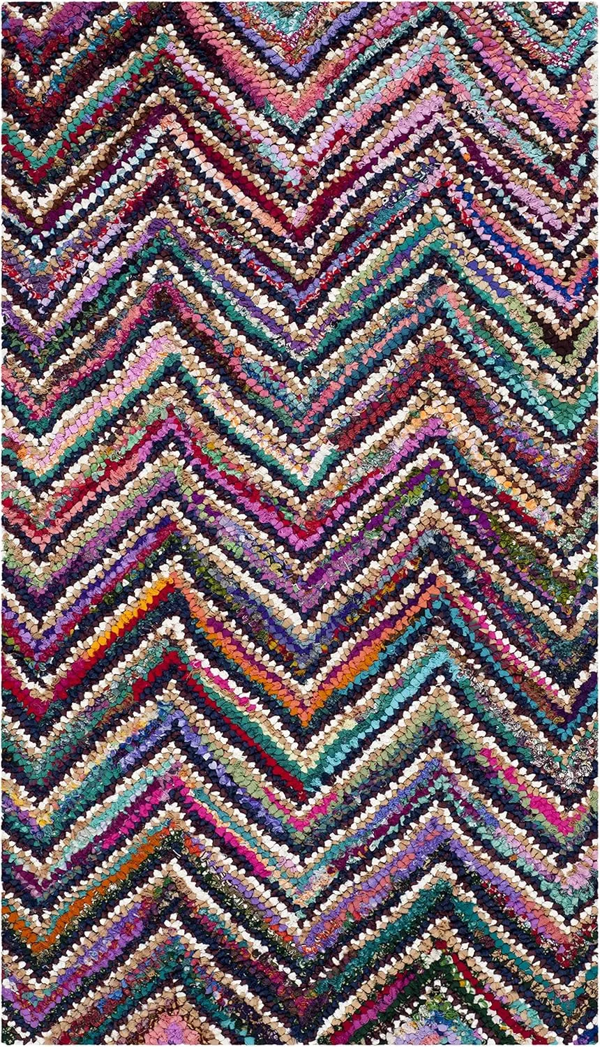 SAFAVIEH Nantucket Collection Accent Rug - 2'3" x 4', Multi, Handmade Boho Chevron Cotton, Ideal for High Traffic Areas in Entryway, Living Room, Bedroom (NAN311A)