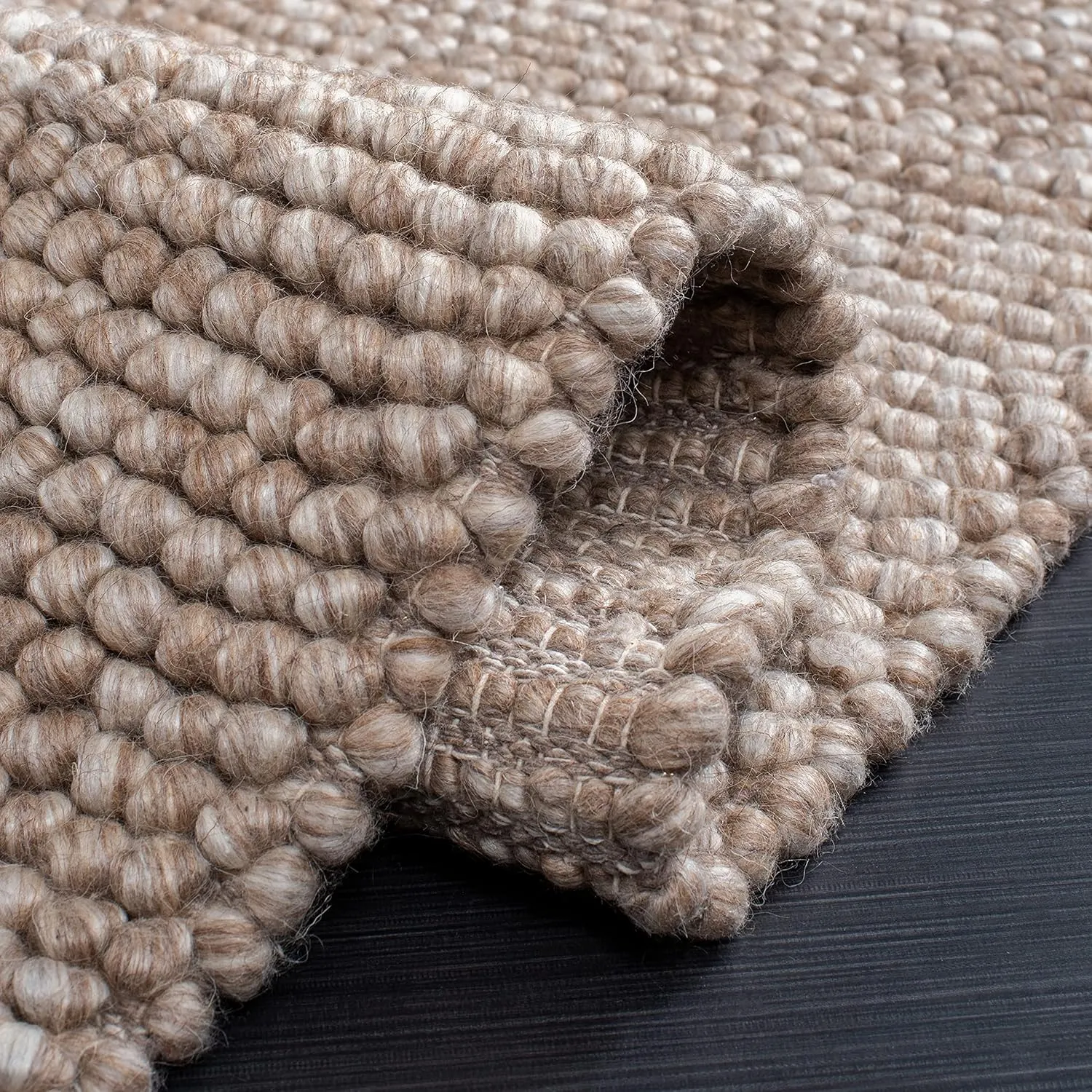 SAFAVIEH Natura Collection Area Rug - 9' x 12', Brown, Handmade Farmhouse Wool, Ideal for High Traffic Areas in Living Room, Bedroom (NAT620T)