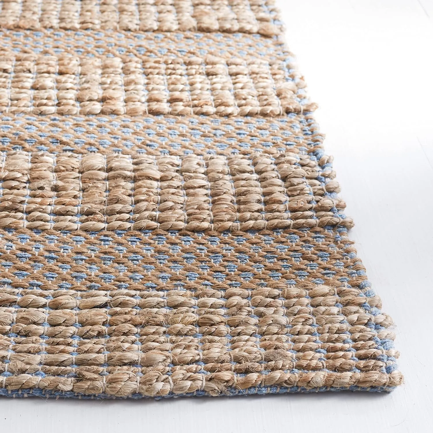 SAFAVIEH Natural Fiber Collection Area Rug - 8' x 10', Light Blue & Natural, Handmade Boho Farmhouse Rustic Jute & Cotton Jute, Ideal for High Traffic Areas in Living Room, Bedroom (NFB654M)