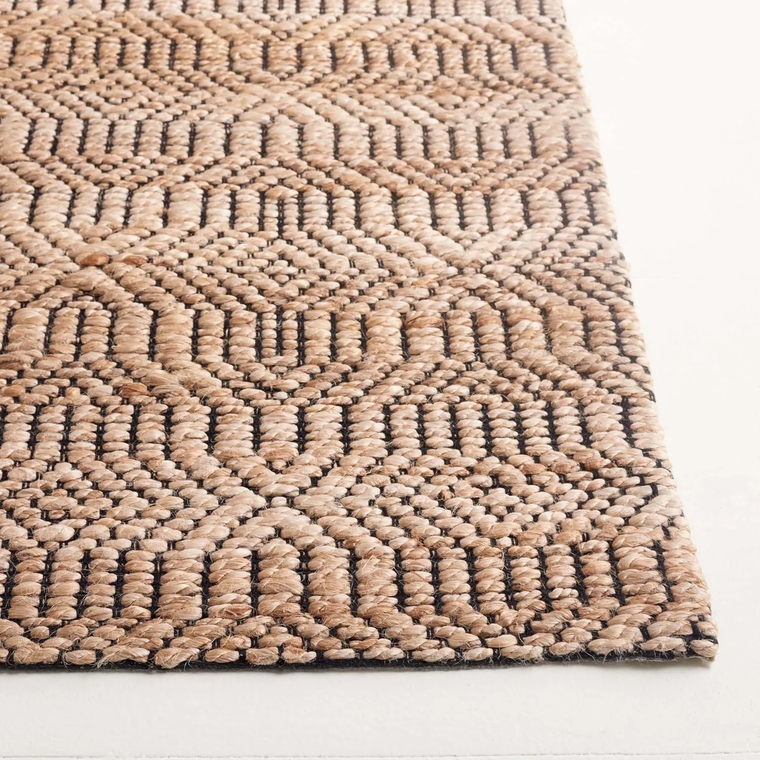 SAFAVIEH Natural Fiber Collection Runner - 2'3" x 8', Natural & Black, Handmade Jute, Ideal for The Living Room, Dining, Bedroom (NFB659Z)