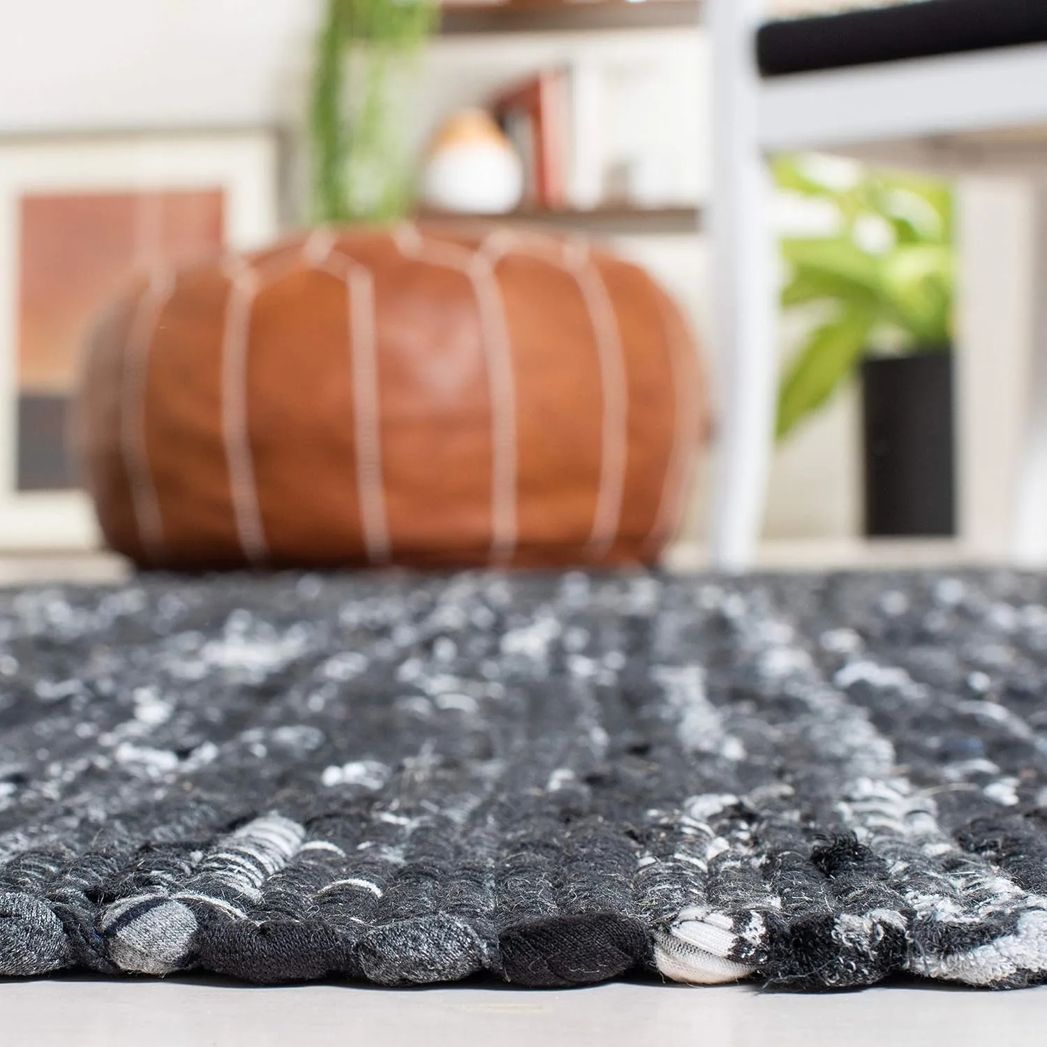 SAFAVIEH Rag Rug Collection Area Rug - 8' x 10', Black, Handmade Boho Stripe Cotton, Ideal for High Traffic Areas in Living Room, Bedroom (RAR121Z)