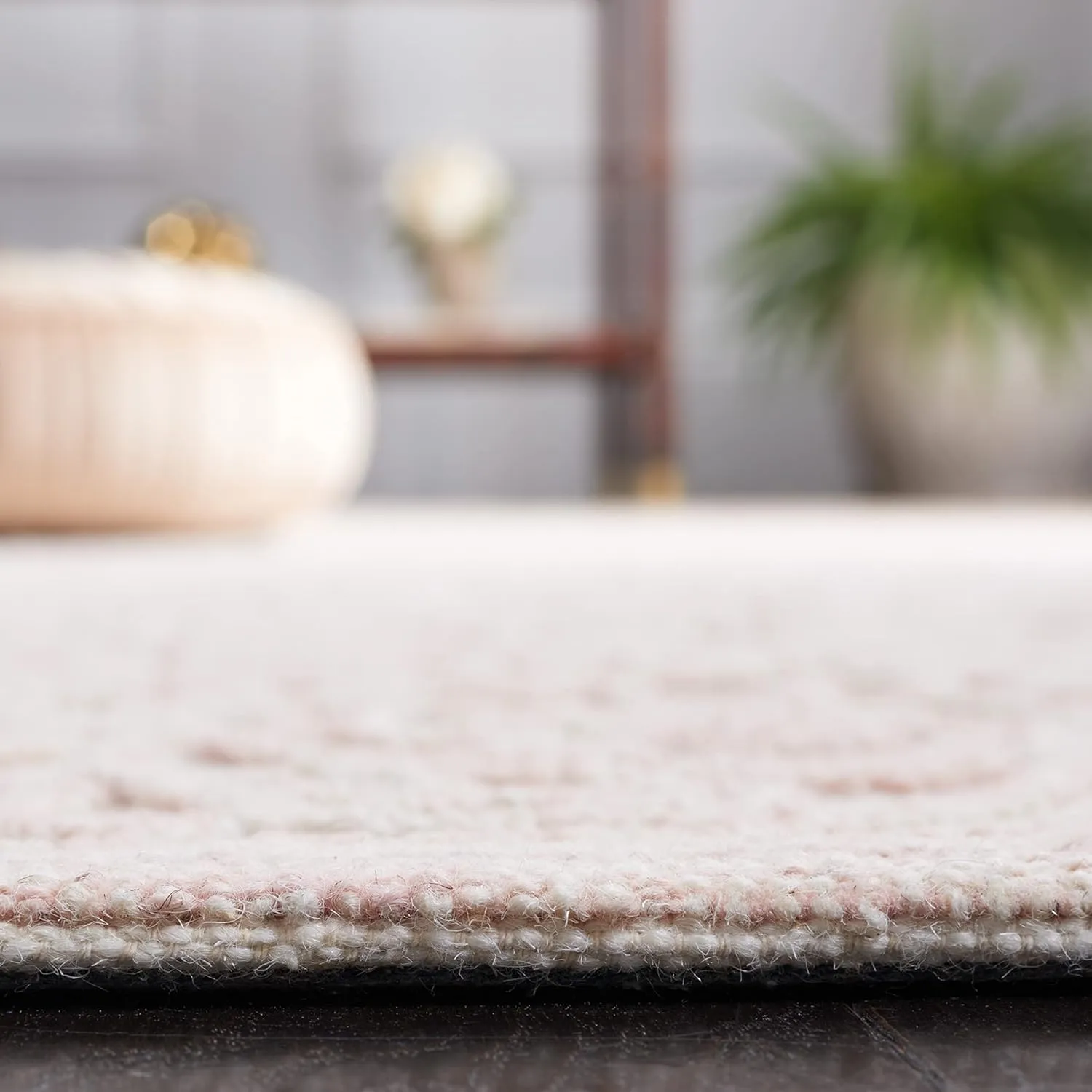 SAFAVIEH Trace Collection Runner Rug - 2'3" x 8', Ivory & Pink, Handmade Wool, Ideal for High Traffic Areas in Living Room, Bedroom (TRC101U)