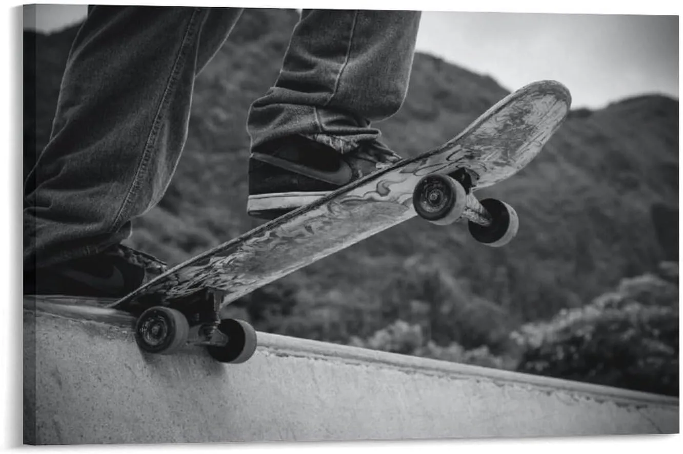 Skateboard Sport Skate Black White Room Aesthetics Posters Canvas Posters Bedroom Decoration Sports Office Decoration Gifts Wall Art Decoration Printing Posters 12x18inch(30x45cm)