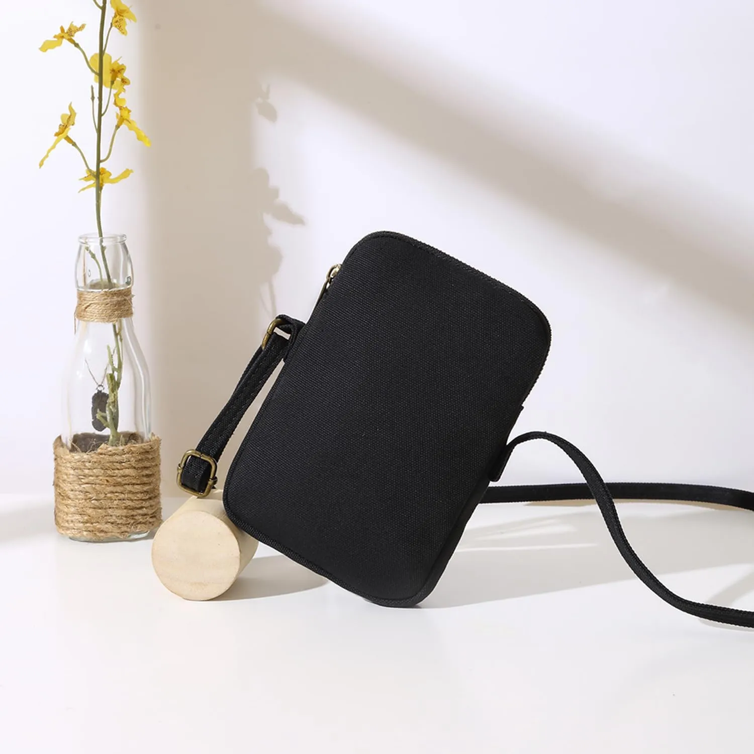 Small Crossbody Purse Zipper Cell Phone Bag Mini Shoulder Purse Wallet Smart Phone Wallet with Credit Card Solts