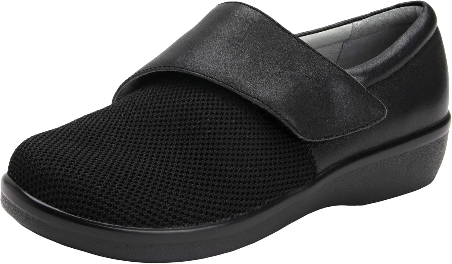 TRAQ by Alegria Qin Womens Smart Walking Shoe