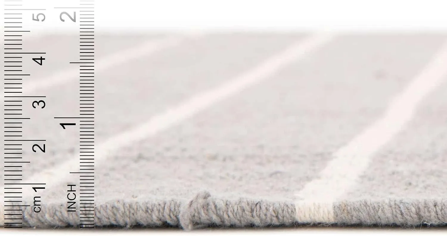 Unique Loom Chindi Cotton Collection Area Rug - Sophie (2' 2" x 6' 1" Runner, Gray and White)