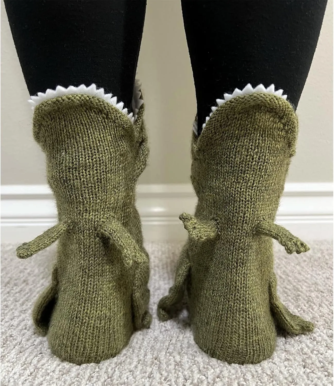 Yuemengxuan Knitted Crocodile Socks 3D Animal Socks Novelty Knitting Shark Fish Socks Fun Christmas Gift to Kids Adults